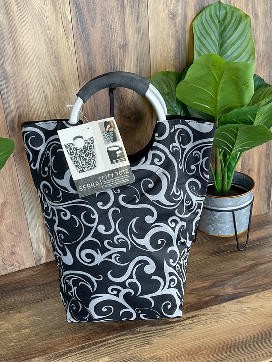Serra Handbags - Serra Tall Swirl Tote in Black and Silver     170J